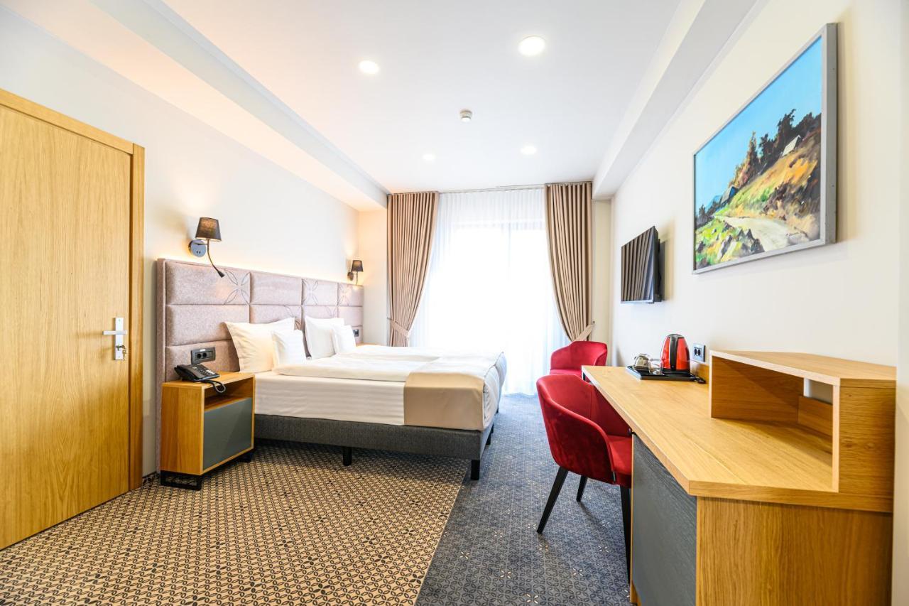 Hotel Dukat Ґурагумора Екстер'єр фото