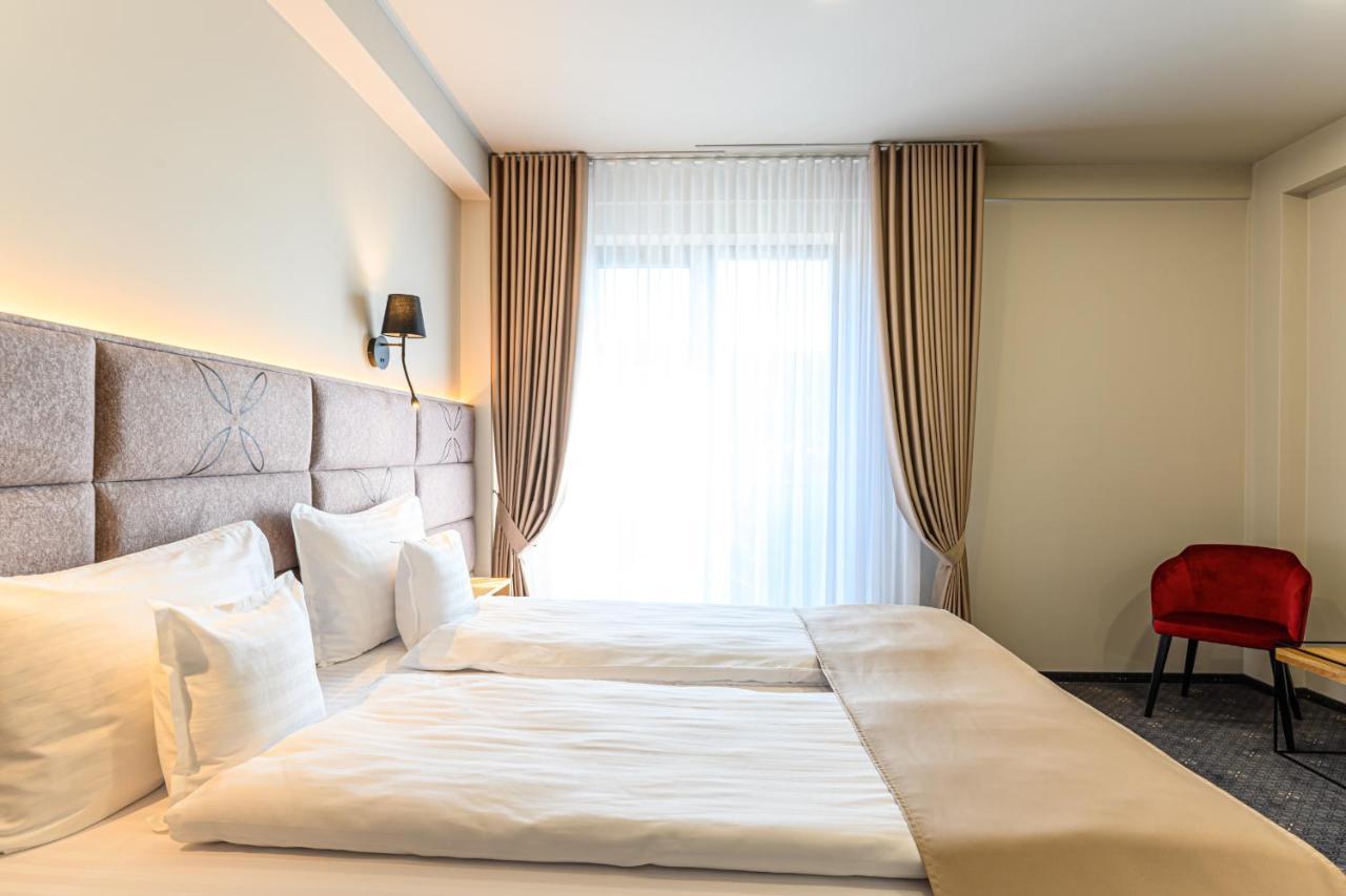 Hotel Dukat Ґурагумора Екстер'єр фото