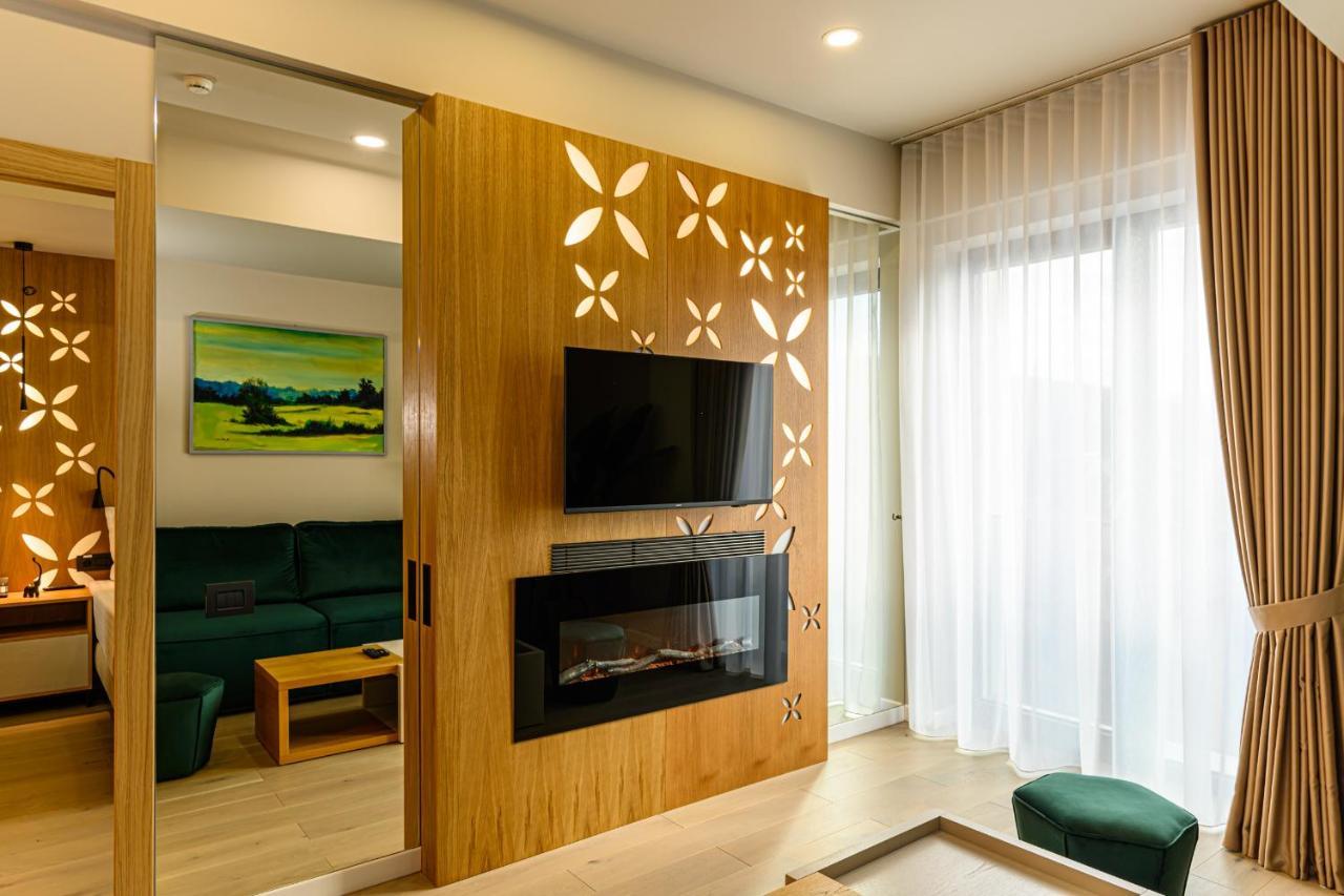 Hotel Dukat Ґурагумора Екстер'єр фото