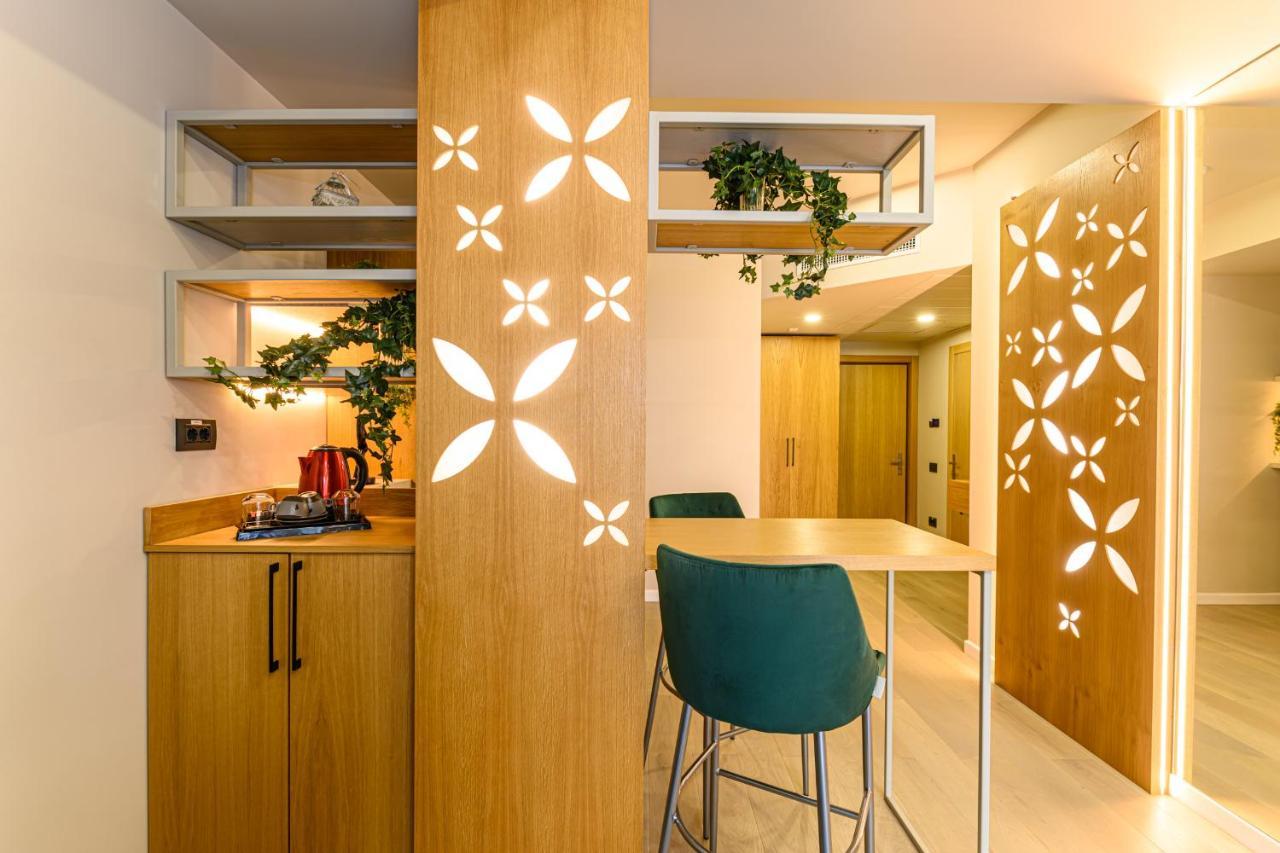 Hotel Dukat Ґурагумора Екстер'єр фото