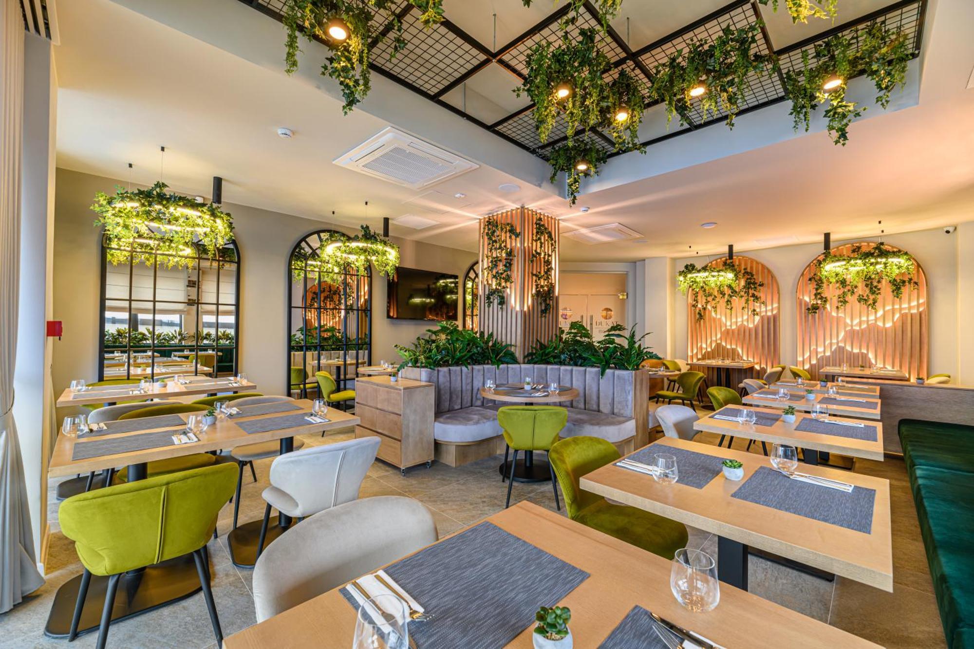 Hotel Dukat Ґурагумора Екстер'єр фото